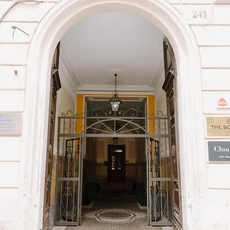 The B Place Cola ゲストハウス ローマ