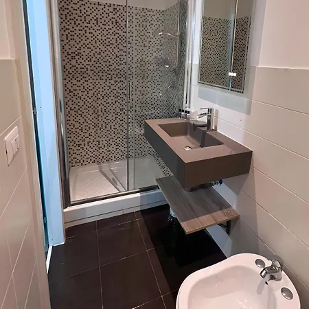 The B Place Cola ゲストハウス ローマ