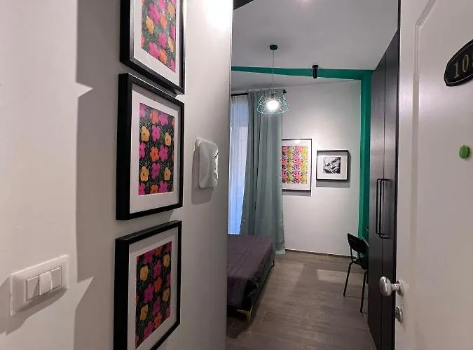 Pensionat The B Place Cola 4*