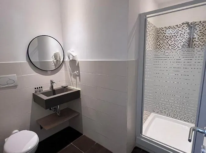 The B Place Cola Pensionat Rom