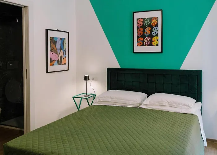 Pensionat The B Place Cola 4*