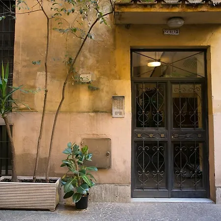 The B Place Cola 4* Rom