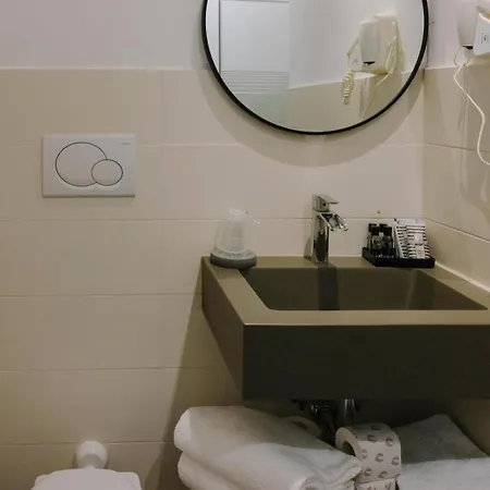 Guest house The B Place Cola *